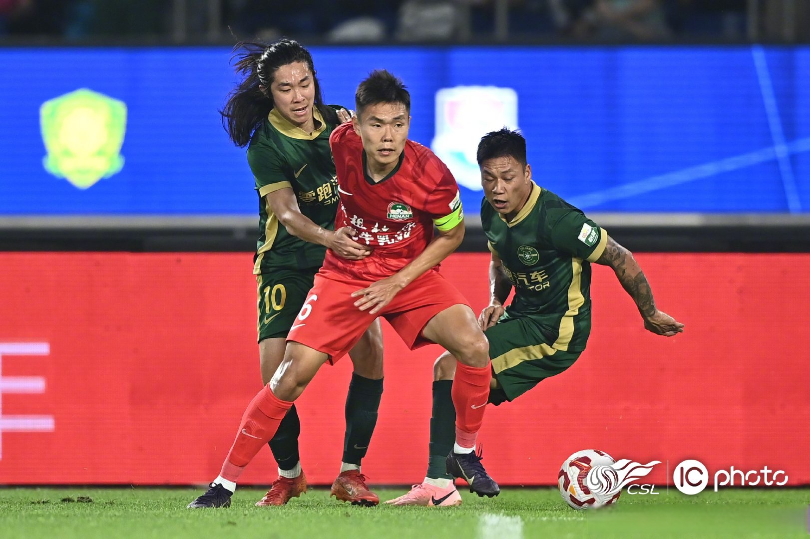 包含葡超冲刺阶段再迎强敌，浙江队调整名单，主帅态度：压力陡增，更衣室氛围转暖的词条-亚博平台